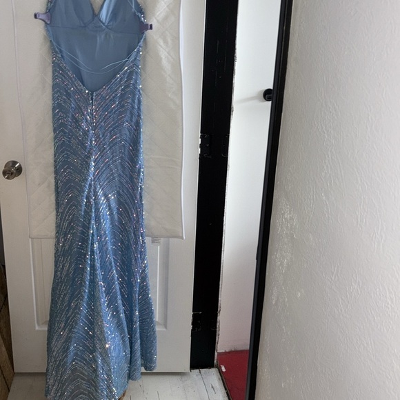 Windsor dress - Picture 3 of 11